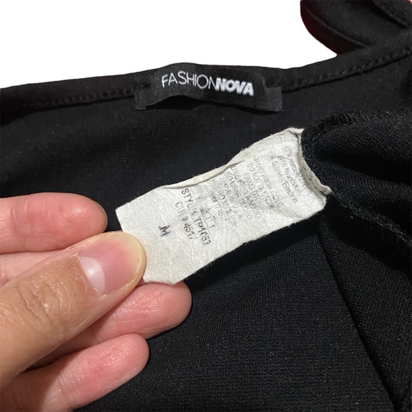 Fashion Nova Crop Top - Picture 3 of 3